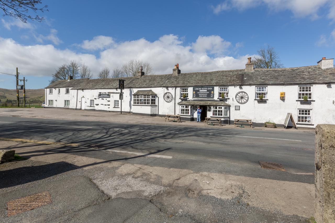 The Cross Keys Inn Tebay  Extérieur photo